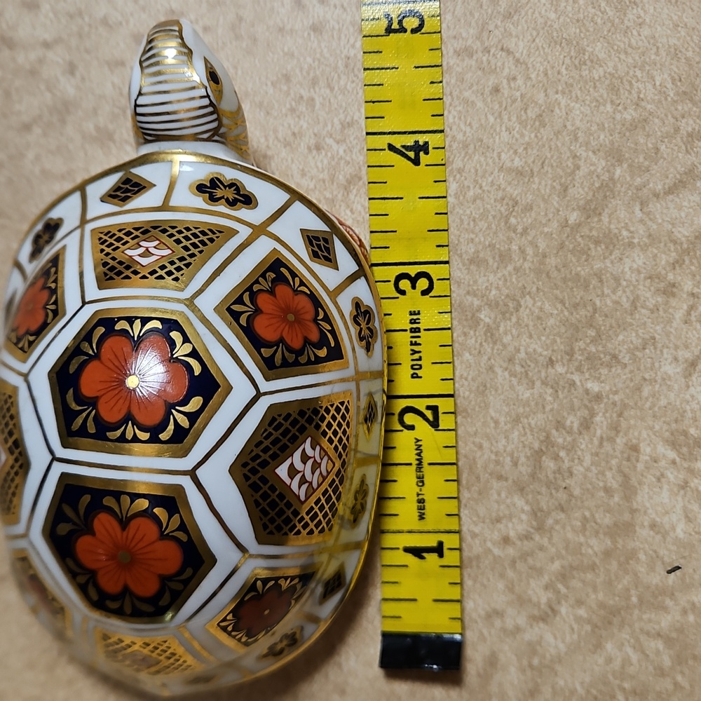 Royal Crown Derby Bone China England Turtle Paperweight, Retired - Picture 7 of 8